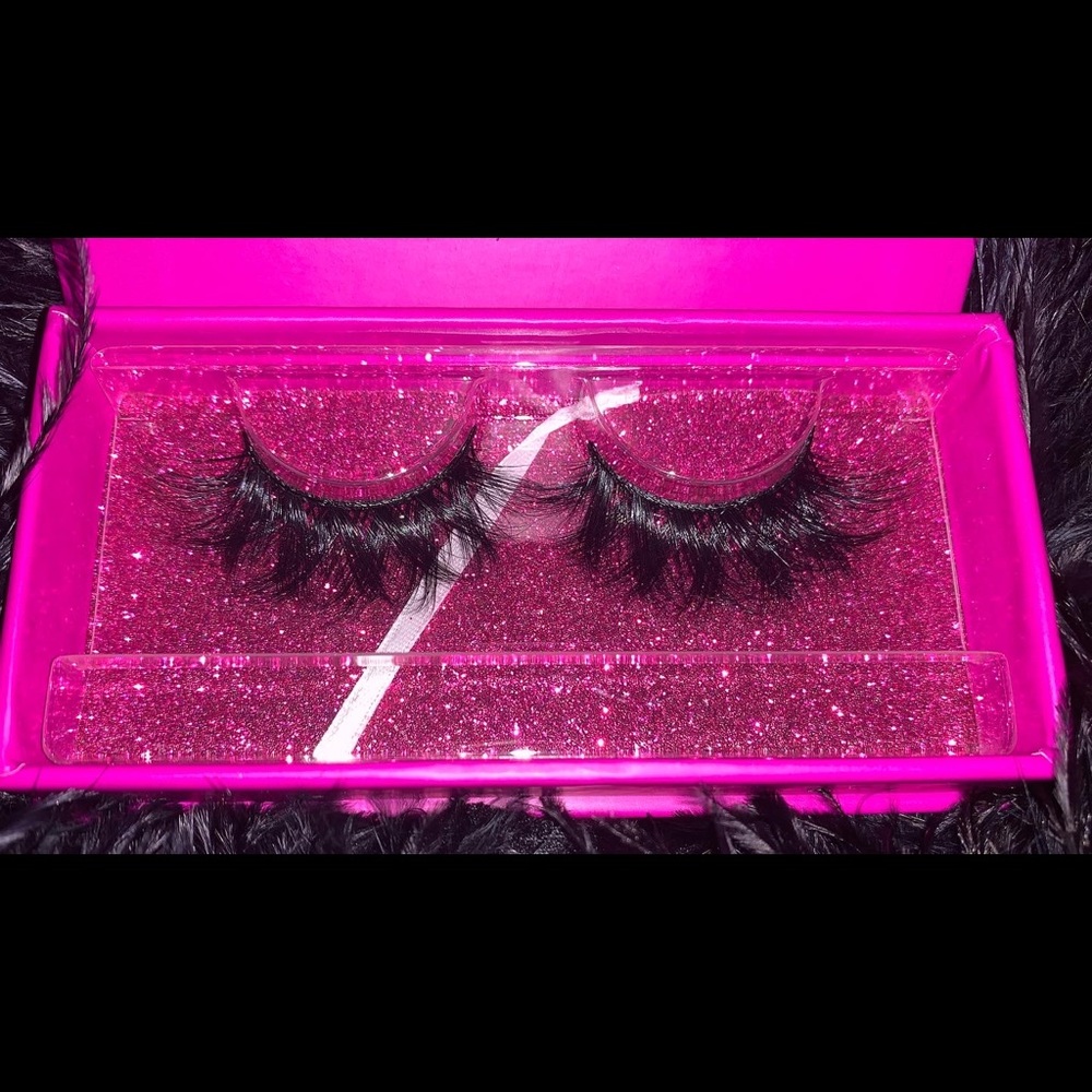 Brat Lashes 20mm